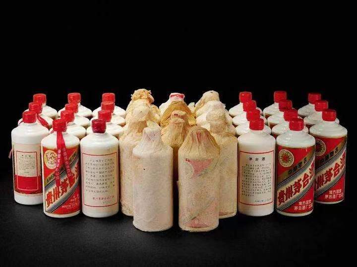 高县老酒回收上门哪里回收(附近上门回收茅台酒）?